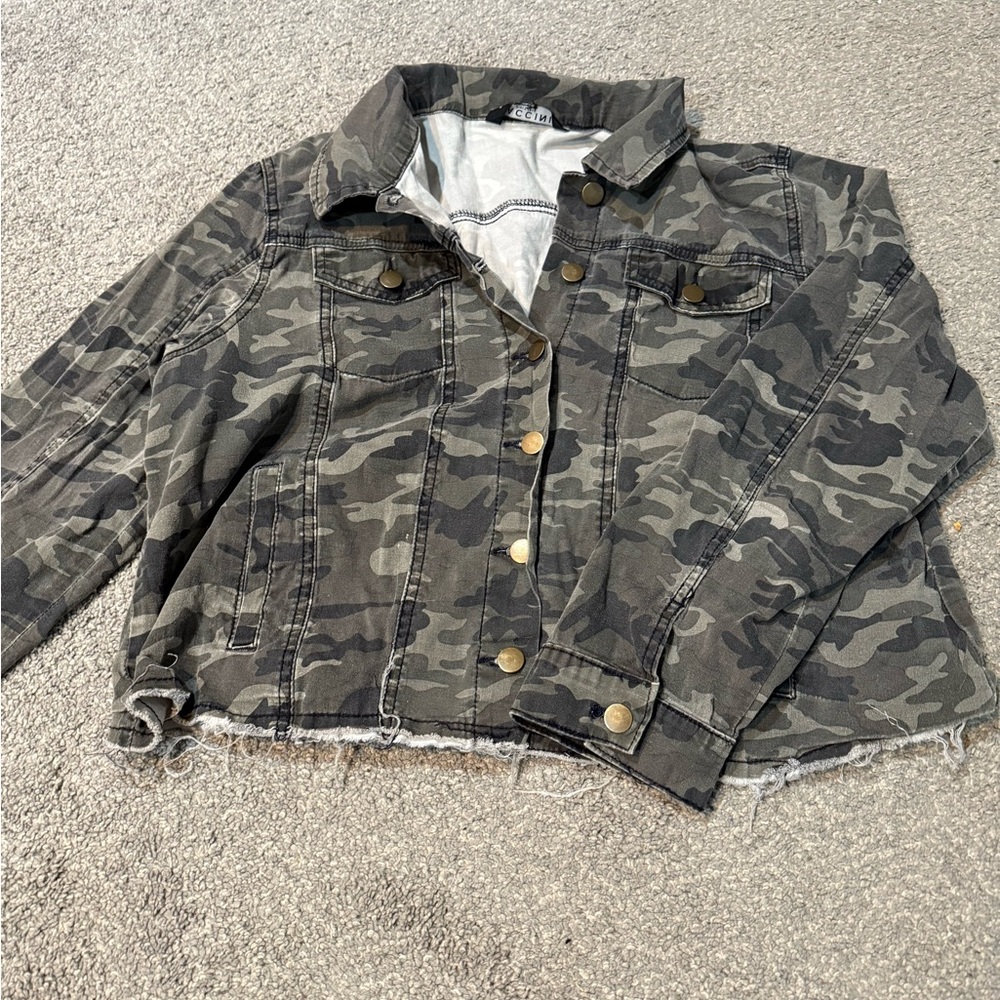 Baccini Women's Camo Jean Jacket